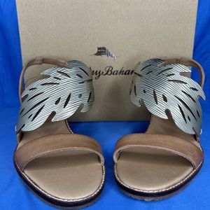 Tommy Bahama Plumeria Metallic Leather Wedge Sandals Women’s Size 9 NIB